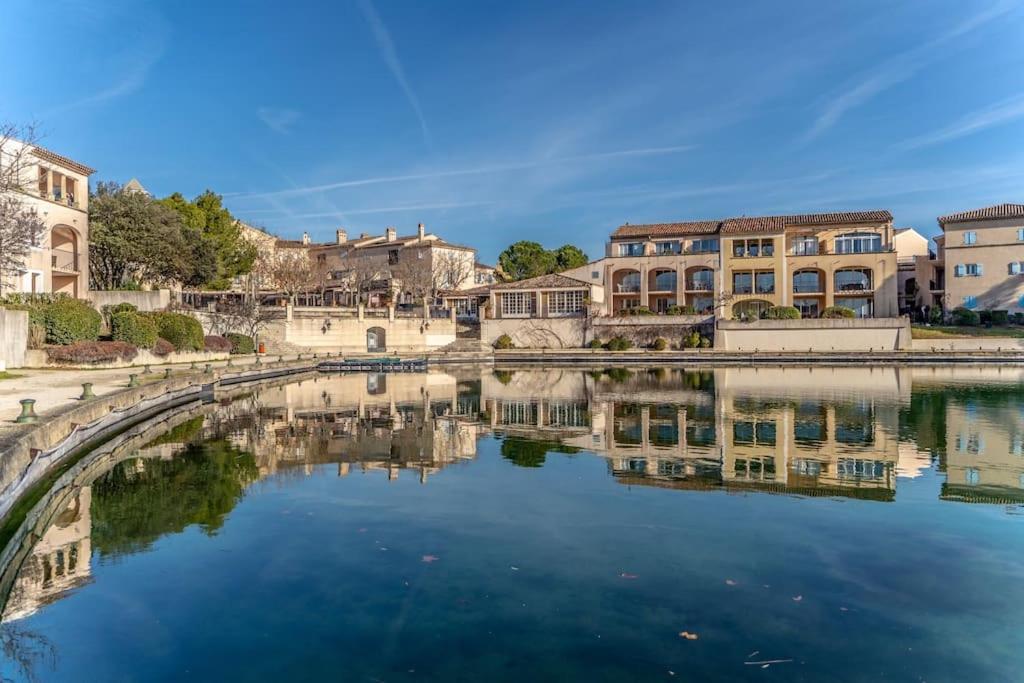 Magnifique Vue Lac Au Golf De Pont-Royal Mallemort Εξωτερικό φωτογραφία